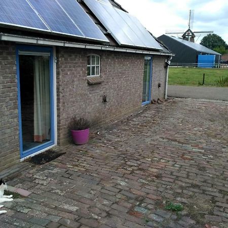 Logeerruimte In Gerenoveerde Boerderij In Wachtum Exterior foto