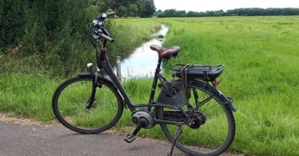 Logeerruimte In Gerenoveerde Boerderij In Wachtum Exterior foto
