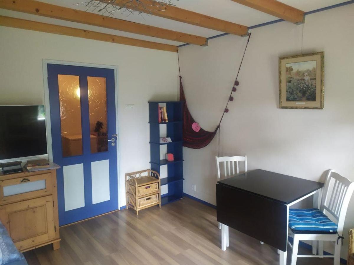 Logeerruimte In Gerenoveerde Boerderij In Wachtum Exterior foto